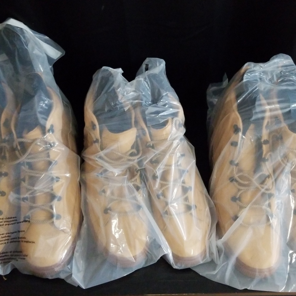 Puma Boots size 12 - Picture 7 of 8